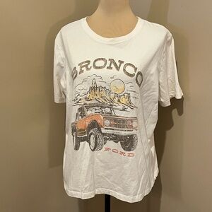 Ford Bronco Graphic Tee in Off White, 2X